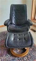 Reclining Ekorness Stressless Recliner w/ Ottoman