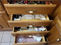 Kitchen Drawers x4