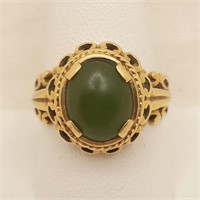 14K Gold Ring w/ Jade