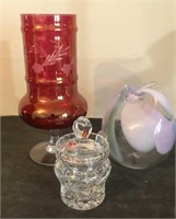 Art Glass Vases & Jelly jar w/spoon