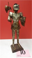 METAL SUIT OF ARMOR FIGURINE 15 IN MEXICO