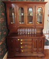 THOMASVILLE HUTCH - GLASS DOORS ON TOP - DRAWERS A