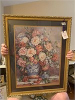 BEAUTIFUL FRAMED FLORAL
