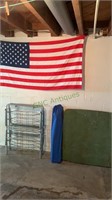 One standard size US American flag cotton cloth,