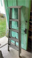 Vintage 5 foot wooden step ladder