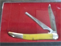 SCHRADE CUTLERY FISH KNIFE IN FRAME