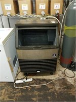 MANITOWOC REACH IN ICE MAKER QY0174A