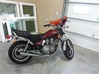 1981 Yamaha Maxim 550 Motorcycle