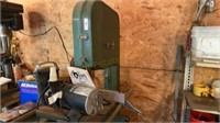 Grizzley 16” Model G1073 Bandsaw Serial # 941861