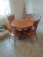 Dining Table & 4 Chairs