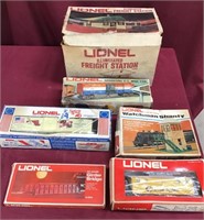 Vintage Lionell Trains & Train Stations