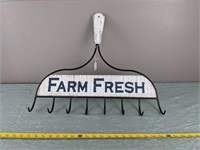 Farm Fresh Rake Wall Hook (19" x 21")