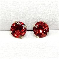 $300 10K  Garnet(1.6ct) Earrings