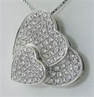 18 Kt 3 Heart Diamond Pendant Necklace