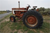 International 806 Dry Land Tractor