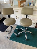 pair adjustable office stools