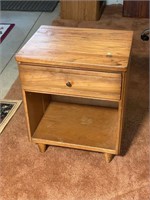 night stand/ end table