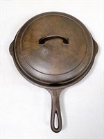 NICE- Griswold cast iron skillet w/ lid