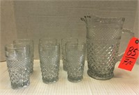 Vintage picther w/ 6 tumblers