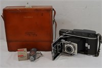 Polaroid 110A w/Case, eter, Flash