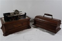 Antique The Gramophone&Cylinder Phonograph