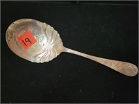 Sterling Silver berry spoon 59 Grams 925