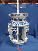 Bombay Asian Porcelain Stand  16" x 10"