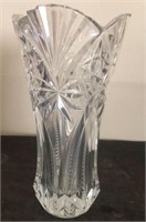 Cristal Arques Crystal Vase 
12" tall