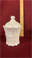 Milk glass jar w/lid