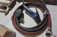 AIRHOSE WITH CLIPS ON IT