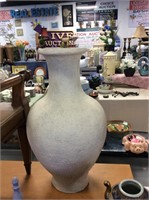 Light weight cream colored vase