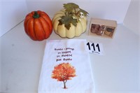 Fall Towel, S/P Set, (2) Pumpkins (U233)