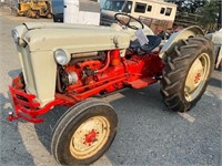 Ford Tractor 600, 2WD, 40 HP, 3 Pt