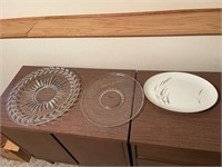 3 Glass Platters