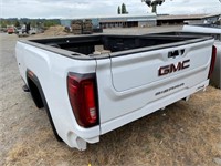 2021 GMC pickup bed & rear bumper