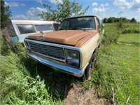 1985 Dodge Ramcharger 4x4 Shows approx 54k mi