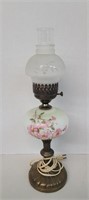 Vintage Dogwood Glass Lamp - works