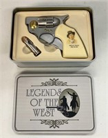 NIB Legends of the West Pocket Knife