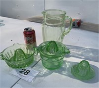 GREEN DEPRESSION PITCHER & REAMERS