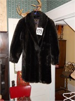 Vintage Fur Coat (Ladies)