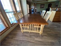 Wood Kitchen Table & 4 Matching Chairs