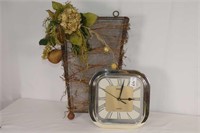 Wire Decorative Hanging Basket W/ Wall Clock