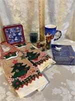 CHRISTMAS ITEM LOT - TOWELS, CANDLE, MORE