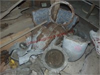 Group misc concrete molds SEE PICS