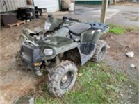 Polaris 450  4x4 - View inside Heritage Park