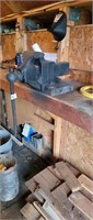 REED BENCH VISE - BUYER REMOVES