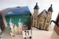 Heartland Valley Village Porcelain Lighted House