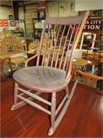 EARLY ANTIQUE COUNTRY ROCKER