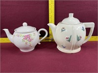 Porcelain Tea Pots
