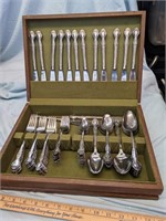 Flatware in the Box (Stainless)